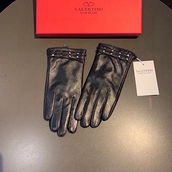 Kitlife Valentino Gloves Garavani Rockstub Sheepskin Leather 02