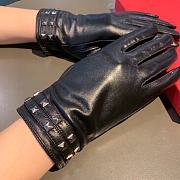 Kitlife Valentino Gloves Garavani Rockstub Sheepskin Leather 02 - 2