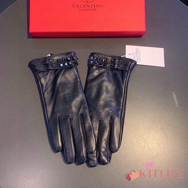 Kitlife Valentino Gloves Garavani Rockstub Sheepskin Leather 03 - 1