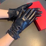 Kitlife Valentino Gloves Garavani Rockstub Sheepskin Leather 03 - 3