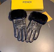 Kitlife Fendi Gloves Rabbit Wool Embroidery Imported First-Class Sheepskin Leather Black  - 1