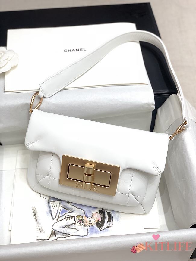 Kitlife Chanel Underarm Bag Small Bag White – 20x12x5 cm - 1