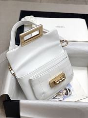 Kitlife Chanel Underarm Bag Small Bag White – 20x12x5 cm - 2