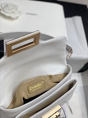 Kitlife Chanel Underarm Bag Medium Bag White – 27x14x5 cm - 4