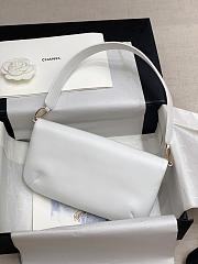 Kitlife Chanel Underarm Bag Medium Bag White – 27x14x5 cm - 2