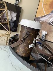 Kitlife Louis Vuitton Coffee Cup White - M80812 - 19 x 14 x 9 cm  - 4