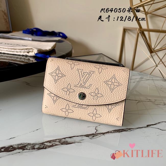 Kitlife Louis Vuitton Beige Iris Mahina Compact Wallet - M64050 - 9.8 x 7.8 x 1.0 cm - 1