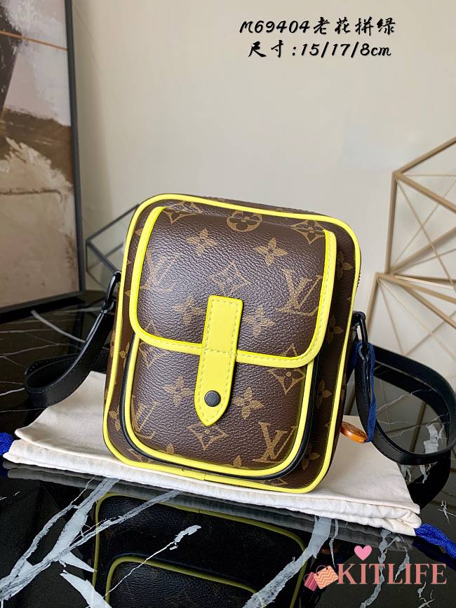 Kitlife Louis Vuitton CHRISTOPHER WEARABLE WALLET Fluorescent Yellow - M80793 -15 x 17 x 8 cm  - 1