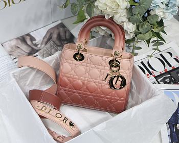 Kitlife Dior Lady Small My ABCDior Bag Cannage Lambskin Gradient Rose Des Vents - M6016 - 20x16.5x8 cm