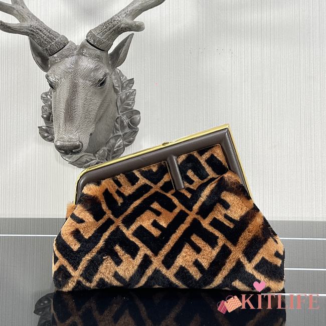 Kitlife Fendi First Small Sheep Shearing FF pattern - 26×9.5×18cm - 1