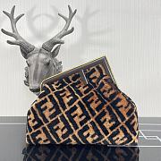 Kitlife Fendi First Medium Sheep Shearing FF pattern -  32.5x15x23.5cm - 1