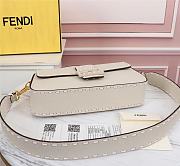 Kitlife Fendi BAGUETTE White full grain leather bag ­- 8BR600 - 28x6x13cm - 4