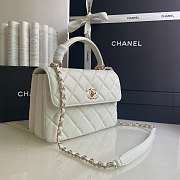 Kitlife Chanel Flap Bag With Top Handle Lambskin White with Gold Hardware - 27 × 17 × 12 cm - 3