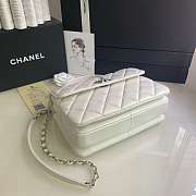 Kitlife Chanel Flap Bag With Top Handle Lambskin White with Silver Hardware - 27 × 17 × 12 cm - 4