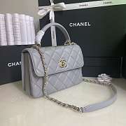 Kitlife Chanel Flap Bag With Top Handle Lambskin Grey with Gold Hardware - 27 × 17 × 12 cm - 4