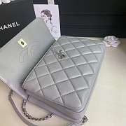 Kitlife Chanel Flap Bag With Top Handle Lambskin Grey with Silver Hardware - 27 × 17 × 12 cm - 3