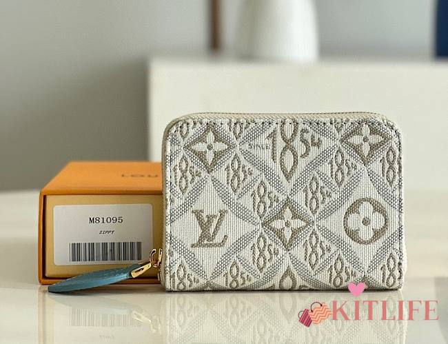 Kitlife Louis Vuitton Zippy Coin Purse Monogram Ecru Beige / Taupe Brown - M81095 - 11 x 8.5 x 2 cm - 1