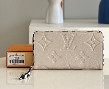 Kitlife Louis Vuitton Zippy Wallet Monogram Empreinte Leather White - M80685 - 19.5 x 10.5 x 2.5