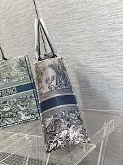 Kitlife Dior Book Tote Blue Gradient Toile de Jouy Embroidery - 42*18*35cm - 4