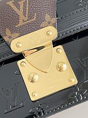 Kitlife Louis Vuitton Wynwood Monogram Vernis Leather in Black - M90516 -  21.0 x 14.0 x 9.0 cm - 5