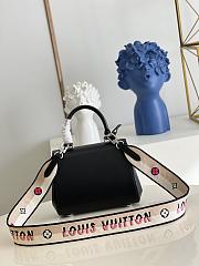Kitlife Louis Vuitton Cluny Mini Epi Leather in Black - M58928 - 20 x 16 x 7.5cm - 4