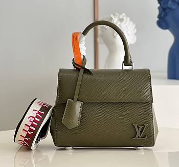 Kitlife Louis Vuitton Cluny Mini Epi Leather in Green - M58928 - 20 x 16 x 7.5cm