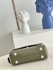 Kitlife Louis Vuitton Cluny Mini Epi Leather in Green - M58928 - 20 x 16 x 7.5cm - 5