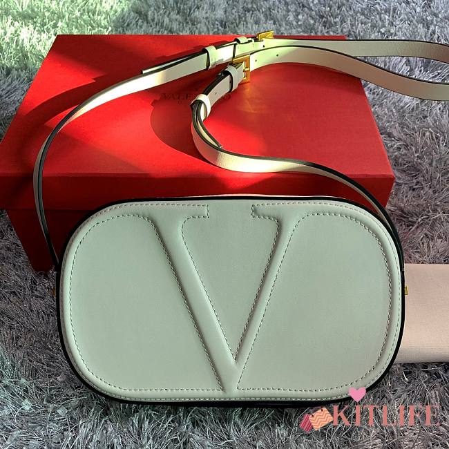 Ktilife Valentino Garavani VLOGO Leather Camera Bag White – 25x15.5x6cm - 1