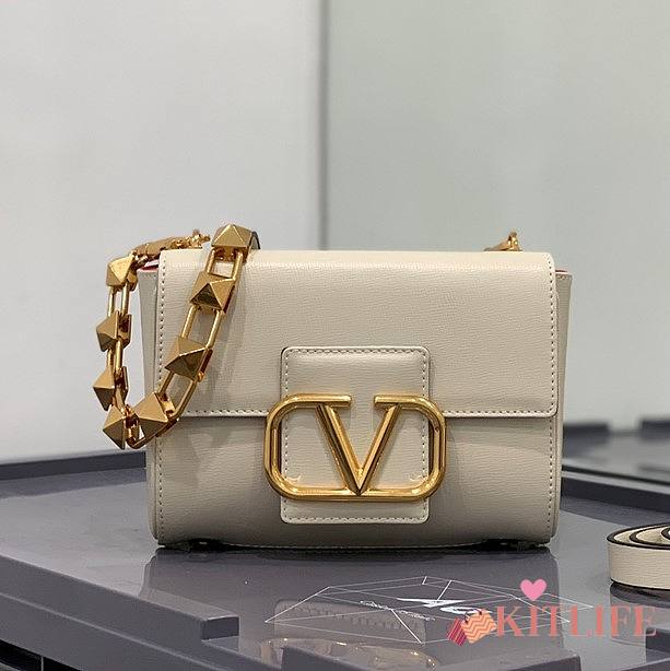 Kitlife Valentino STUD SIGN GRAINY CALFSKIN SHOULDER BAG White - 20 x 15 x 7 cm - 1