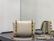 Kitlife Valentino STUD SIGN GRAINY CALFSKIN SHOULDER BAG White - 20 x 15 x 7 cm - 3