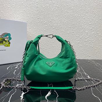 Kitlife Prada Re-Edition 2006 nylon green bag - 1BH172 - 24x16x7cm