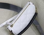 Kitlife Dior Small Vibe Hobo Bag White - M7200O - 20 x 15 x 7 cm  - 5