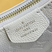 Kitlife Louis Vuitton Easy Pouch On Strap Cream - M81066 - 19 x 11.5 x 3 - 6