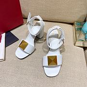 Kitlife Valentino One Stud Sandal White 90MM (Size EU35-43) - 2