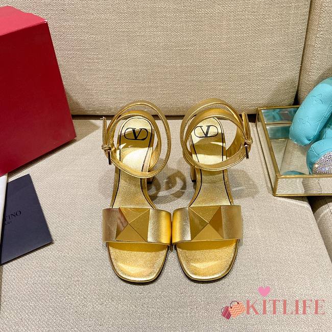 Kitlife Valentino One Stud Sandal Gold 90MM (Size EU35-43) - 1