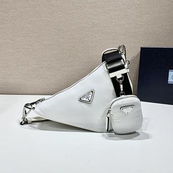 Kitlife Prada Triangle diagonal bag white - 1BH190