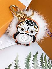 Kitlife Louis Vuitton Penguin Fur Bag Charm and Key Holder S00 M69007 - 4