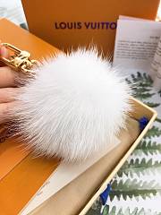Kitlife Louis Vuitton Penguin Fur Bag Charm and Key Holder S00 M69007 - 5