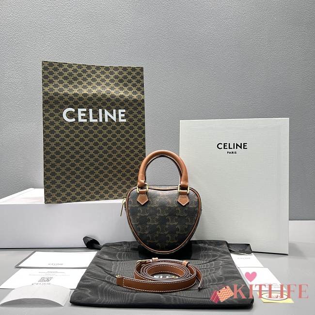 Kitlife Celine MEDIUM HEART IN TRIOMPHE CANVAS AND CALFSKIN TAN - 60197 - 14.5x12x5cm - 1