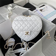 Kitlife Chanel Heart Bag Lambskin White - AS3191 - 20x17x6.5cm - 1