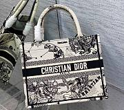 Kitlife Dior Small Book Tote Latte Toile de Jouy Zodiac Embroidery - 26x8x22cm - 1
