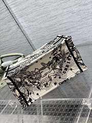 Kitlife Dior Small Book Tote Latte Toile de Jouy Zodiac Embroidery - 26x8x22cm - 3