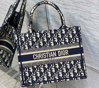 Kitlife Dior Small Book Tote Blue Dior Oblique Embroidery - 26x8x22cm