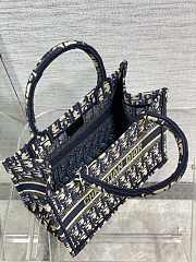 Kitlife Dior Small Book Tote Blue Dior Oblique Embroidery - 26x8x22cm - 5