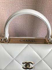 Kitlife Chanel Trendy CC Large Plaid White Bag With Gold Hardware - 25cmX15cmX17cm - 4