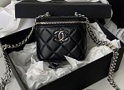 Kitlife Chanel Black Vanity Case With Mirror and Shiny Lambskin - 12cm - 1