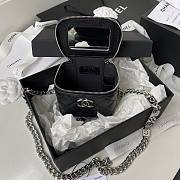 Kitlife Chanel Black Vanity Case With Mirror and Shiny Lambskin - 12cm - 3