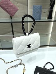 Kitlife Chanel 21K White Smooth Leather - AP2397 - 4