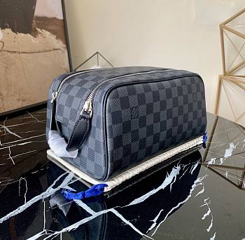 Kitlife Louis Vuitton DOPP KIT TOILET POUCH Damier - N40127 - 28 x 15 x 16.5 cm