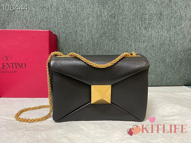 Kitlife Valentino ONE STUD NAPPA BAG WITH CHAIN Black Gold Hardware - 19x14x11cm - 1